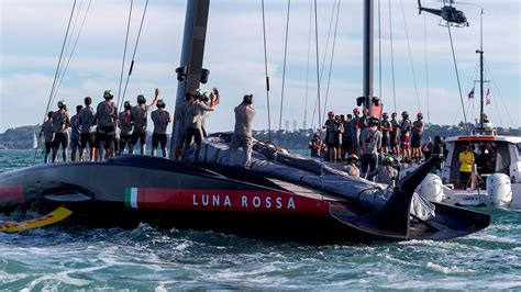 albo d'oro luna rossa